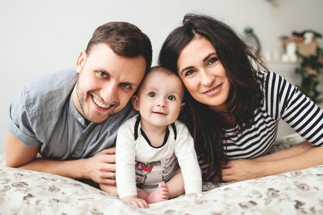 randění s jednou matkou s dítětem návazce na výrobu kostek ledu