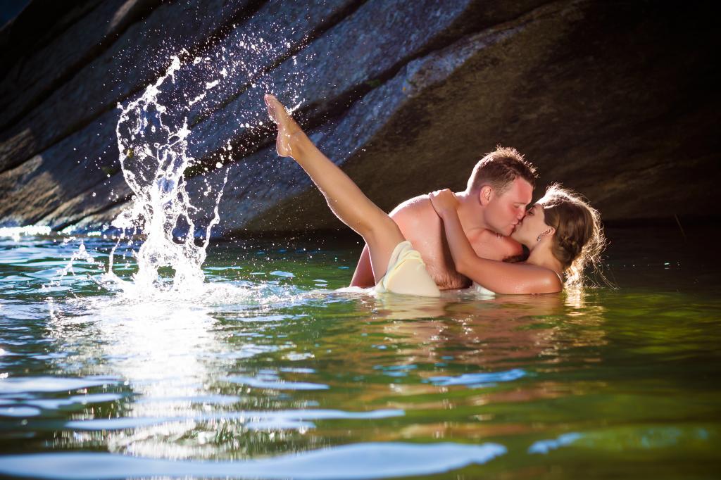 Sex ve vodě: romantika nebo hloupost?